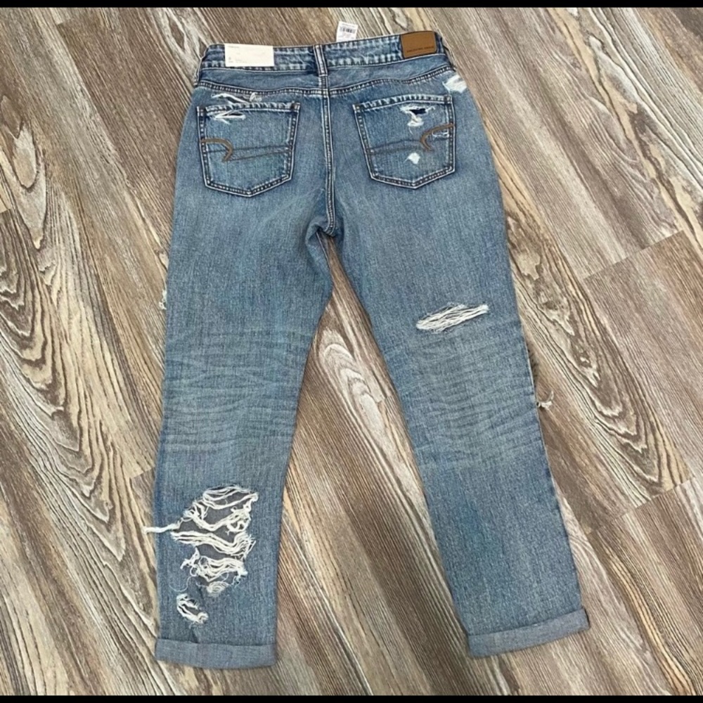 Distressed American eagle jeans